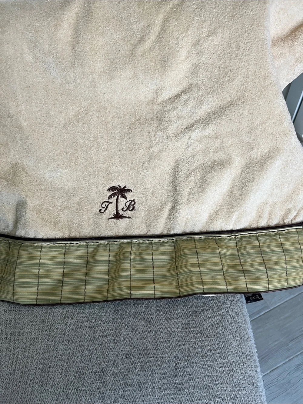 Tommy Bahama Home VTG embroidered monogram initials TB striped trim 100% cotton